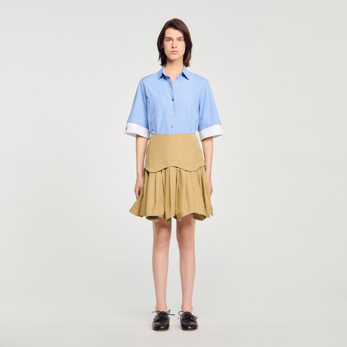 Short Ruffled Skirt Beige