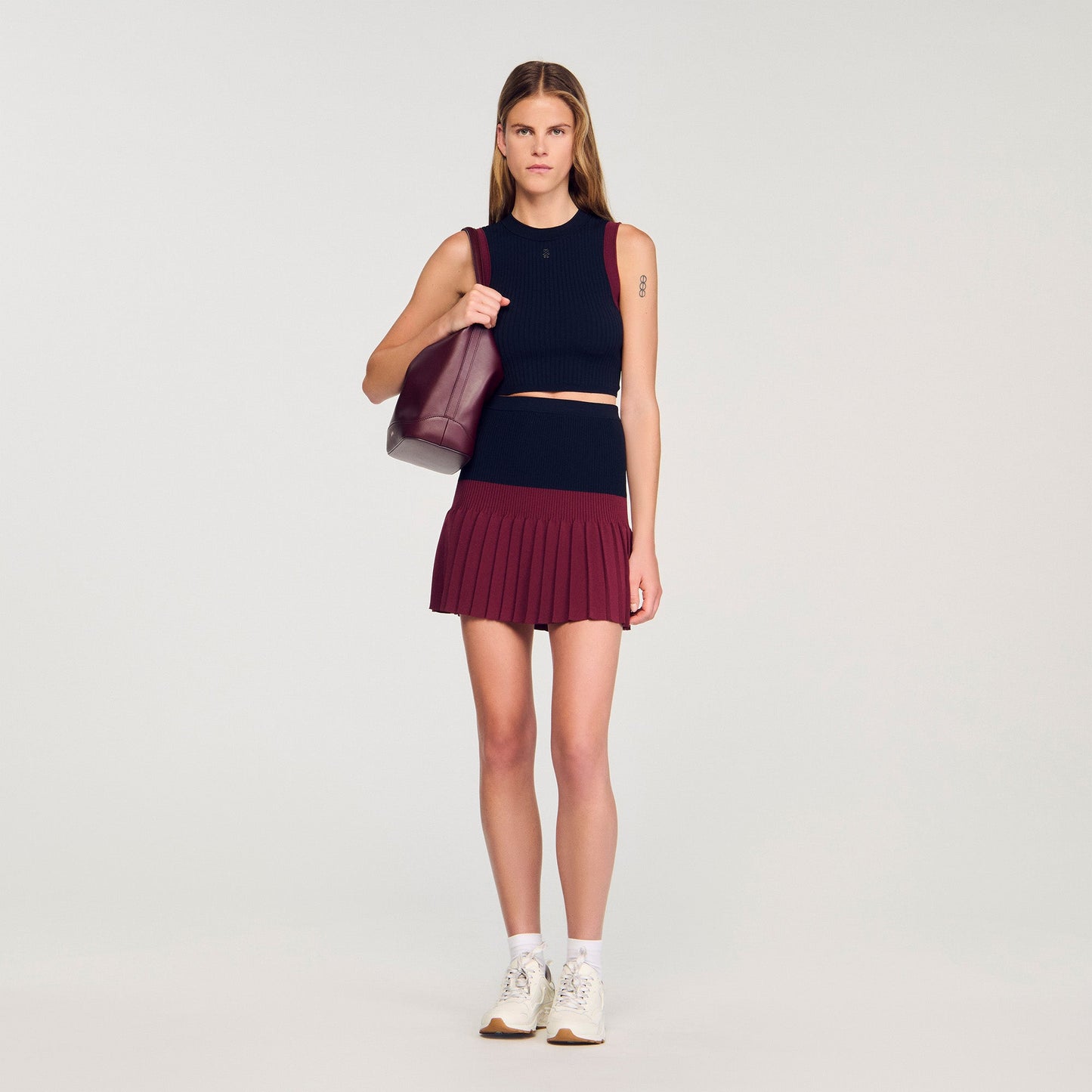 Arielle Short Two-Tone Pleated Skirt Navy Blue