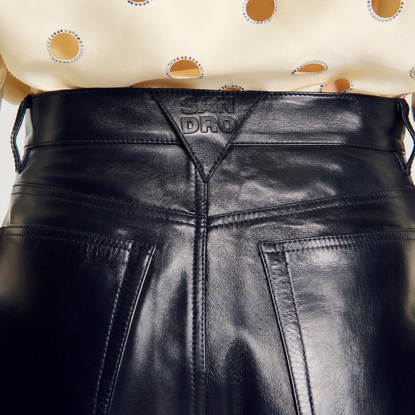 Neo Leather barrel-leg trousers Black