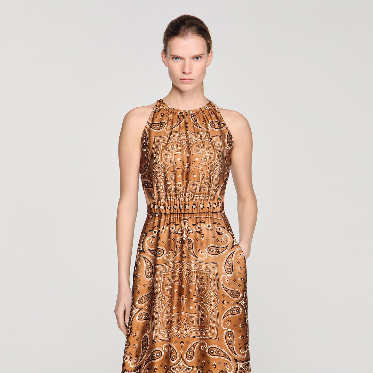 Melanie Bandana-Print Maxi Dress Brown / Black