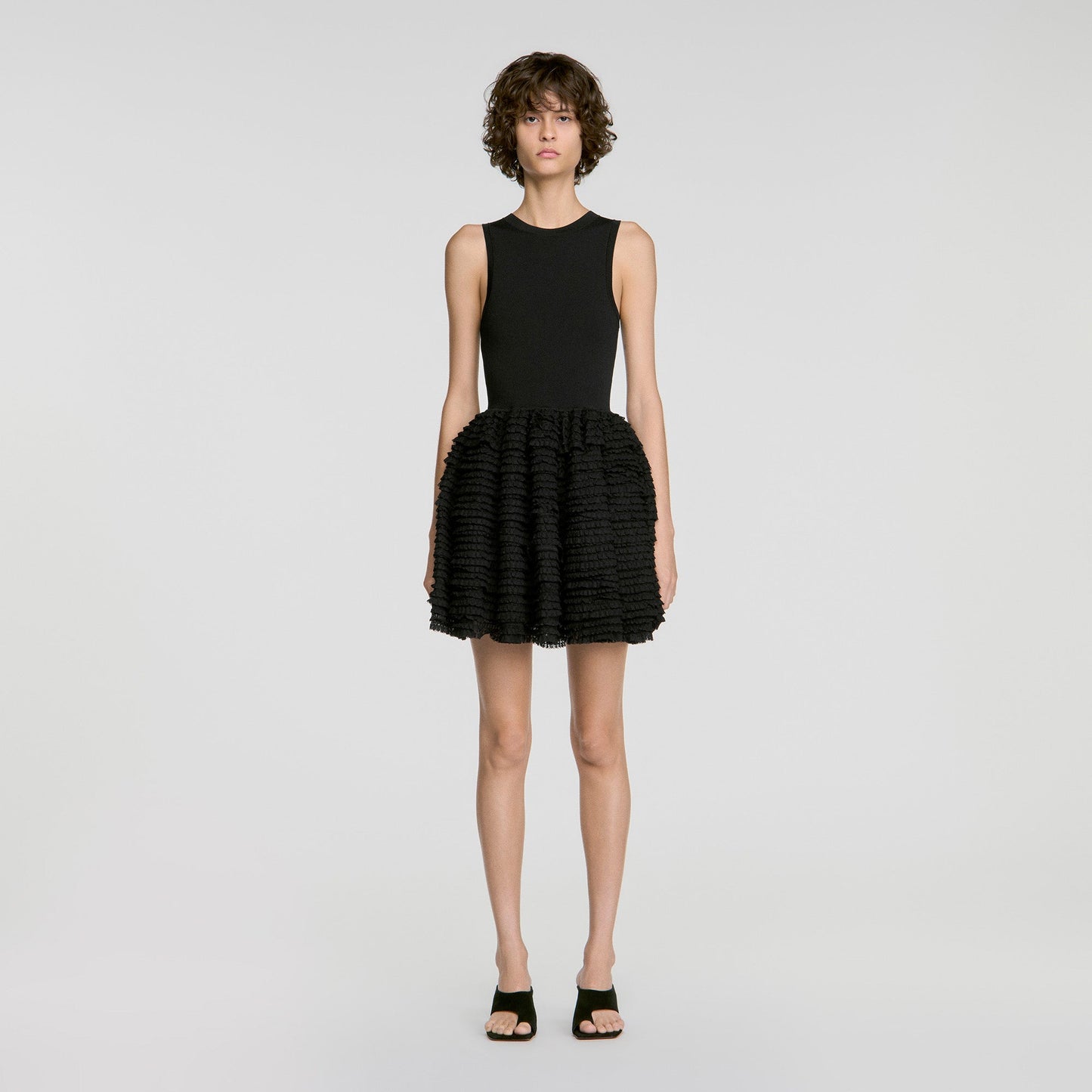 Dua Short ruffled lace dress Black