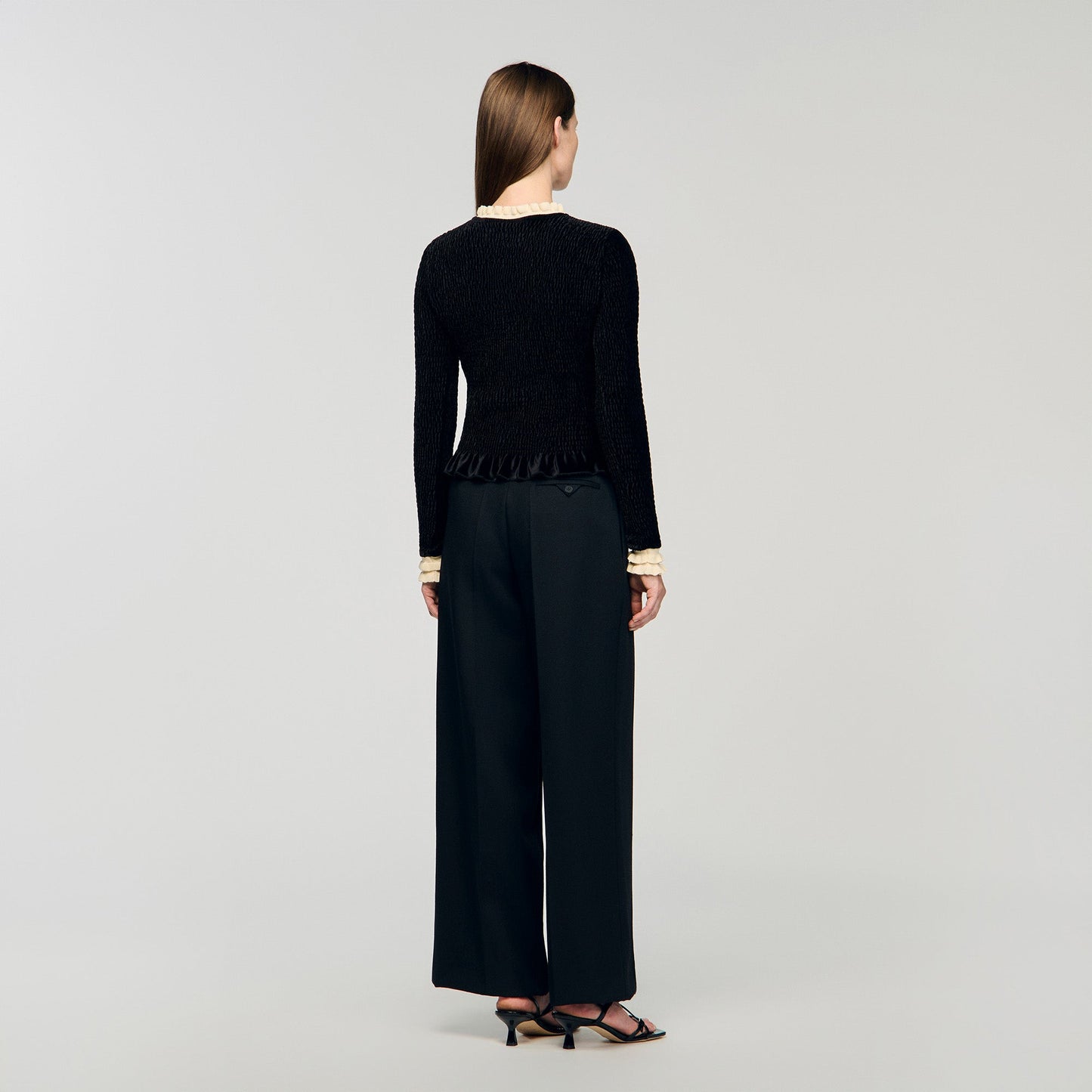 Eugenie Smocked T-Shirt Black / Ecru