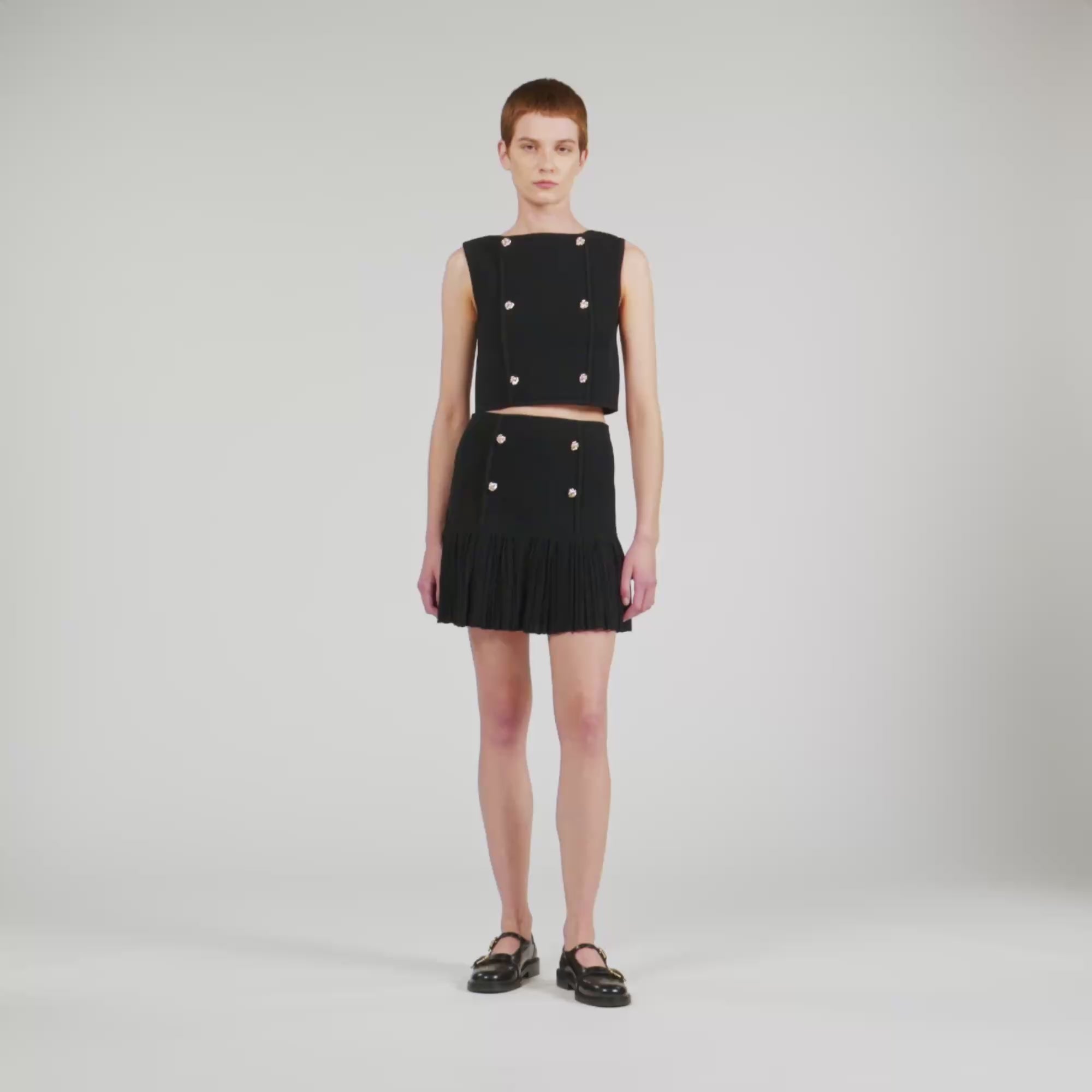 Short Pleated Knit Skirt Black