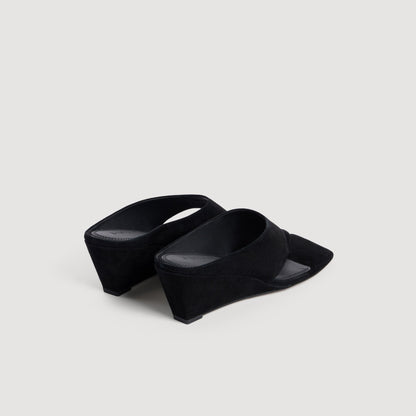Leia Suede wedge sandals Black