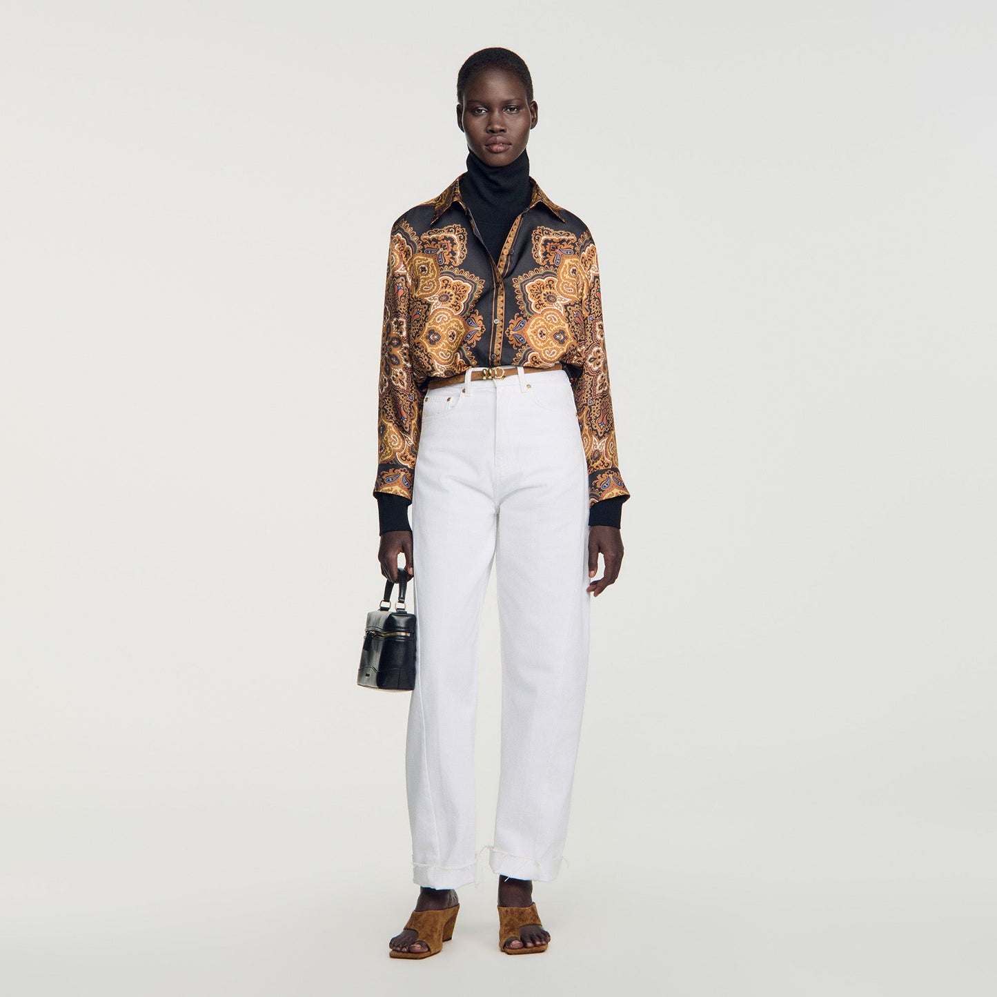 Harlow Scarf print silk shirt Black / Ocher