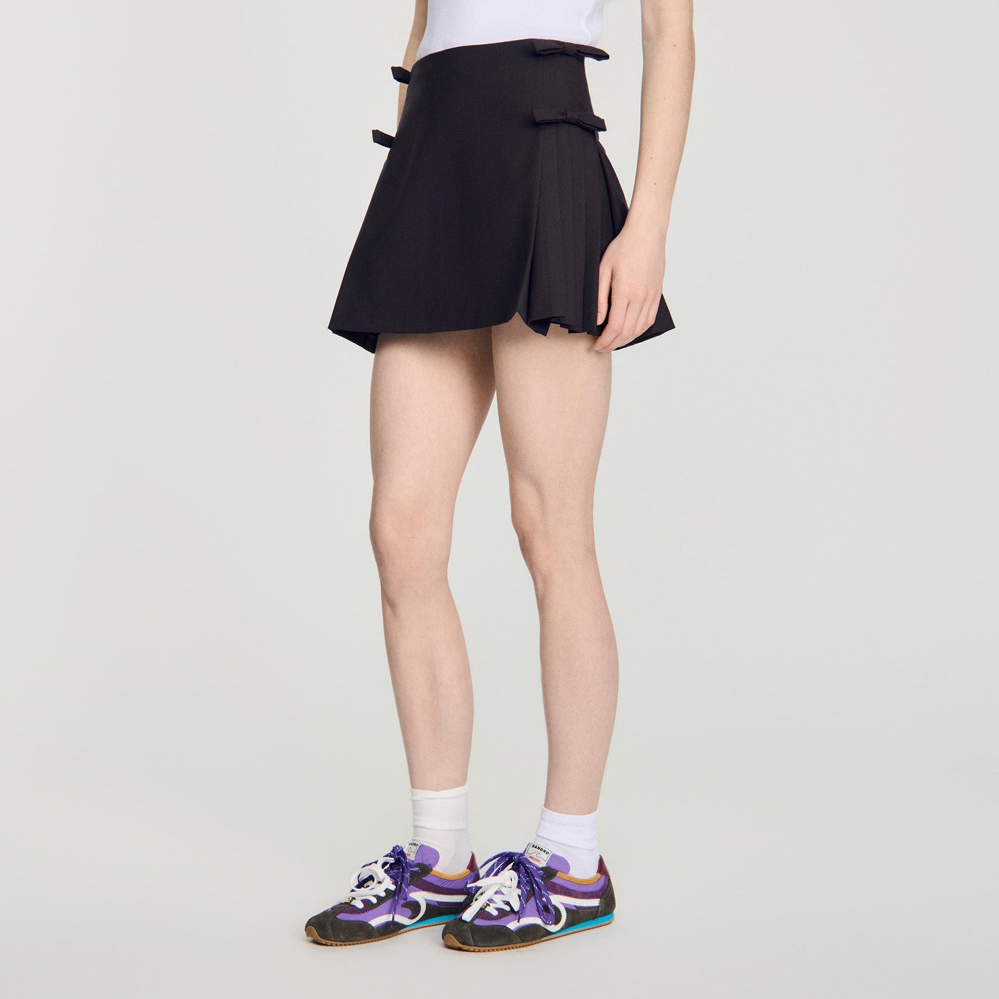 Cedriala Short pleated wool skirt Brown
