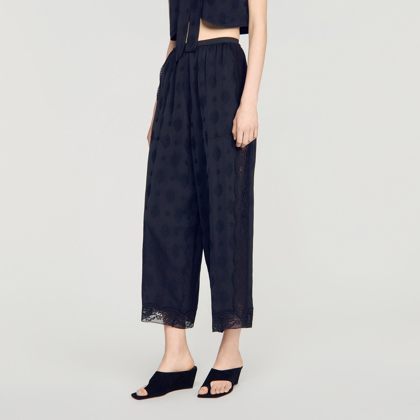 Hailey Fluid Paisley Jacquard Trousers Black