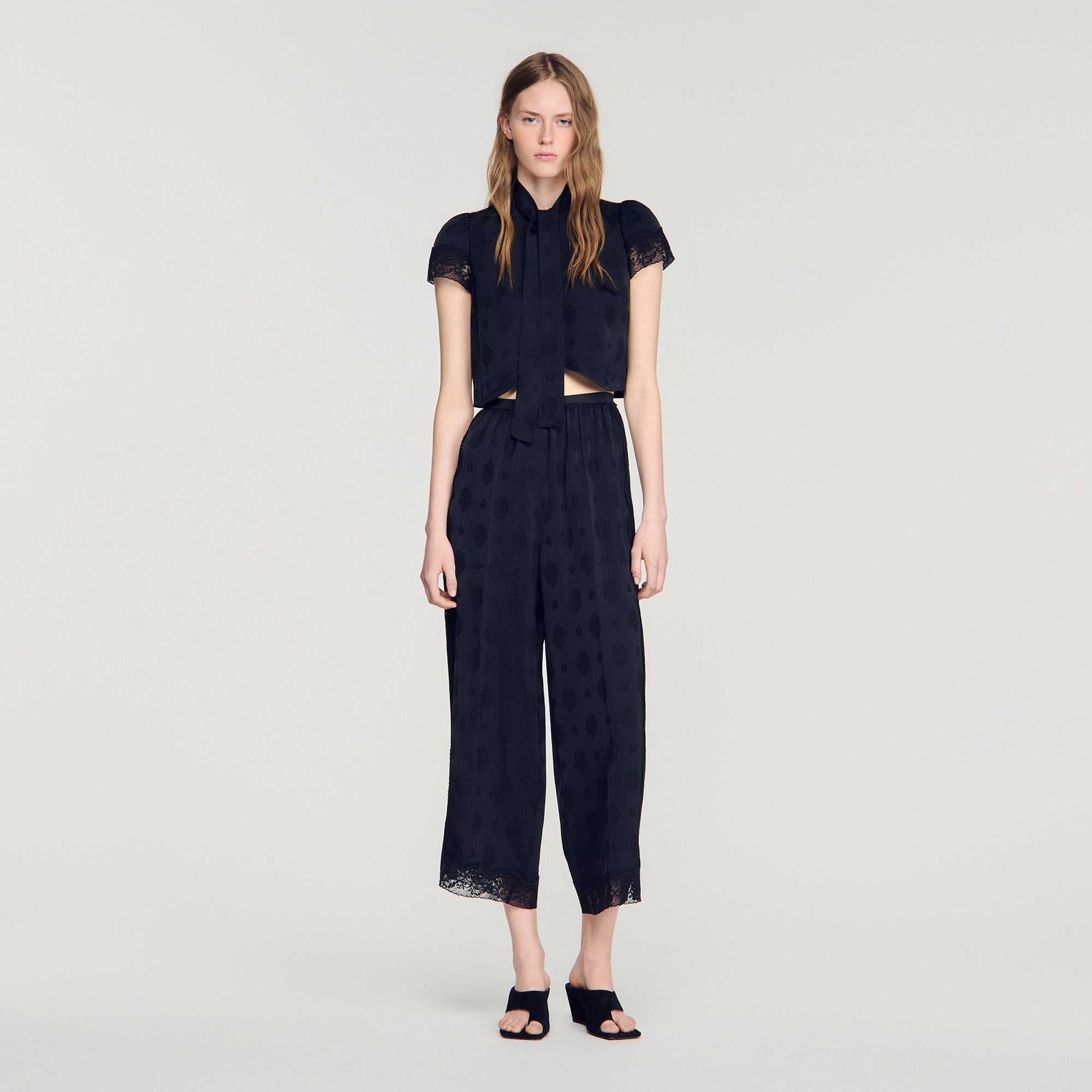Hannah Paisley jacquard crop top Black