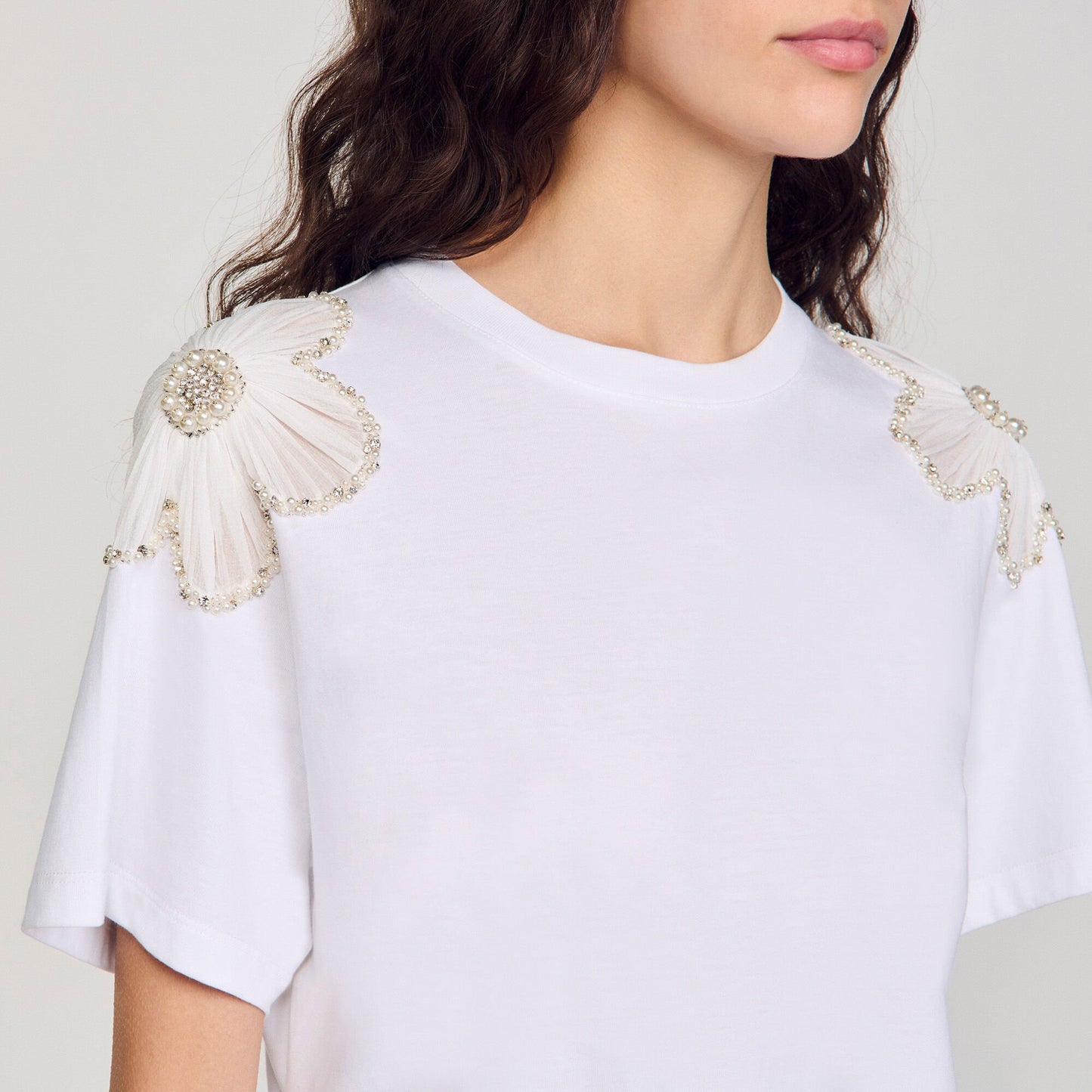 Garden T-Shirt With Embroidered Flowers White