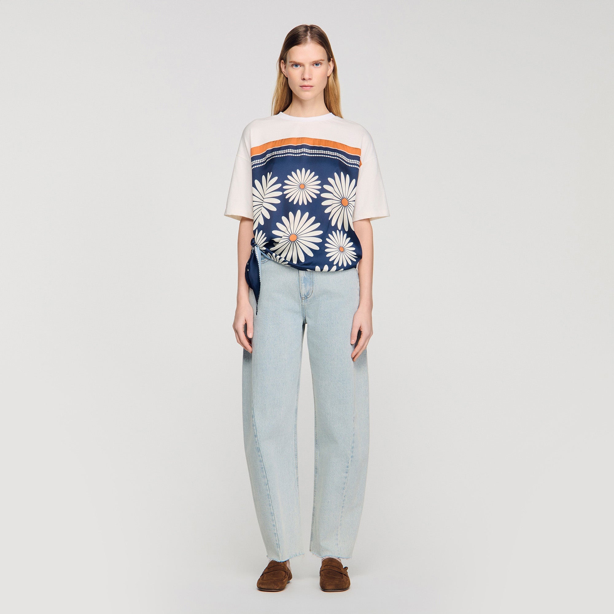 Daisy Teeshirt Scarf Print T-Shirt Deep Blue / Ocher