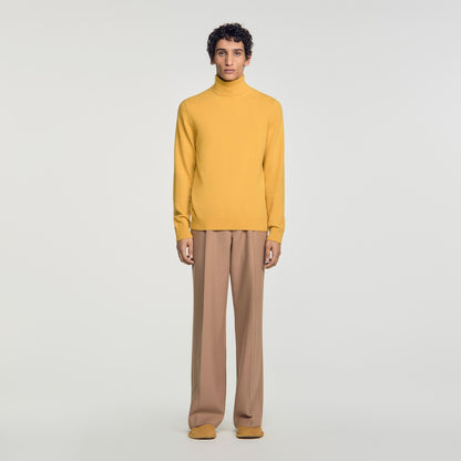 Cashmere Turtleneck Roll neck cashmere jumper Mustard