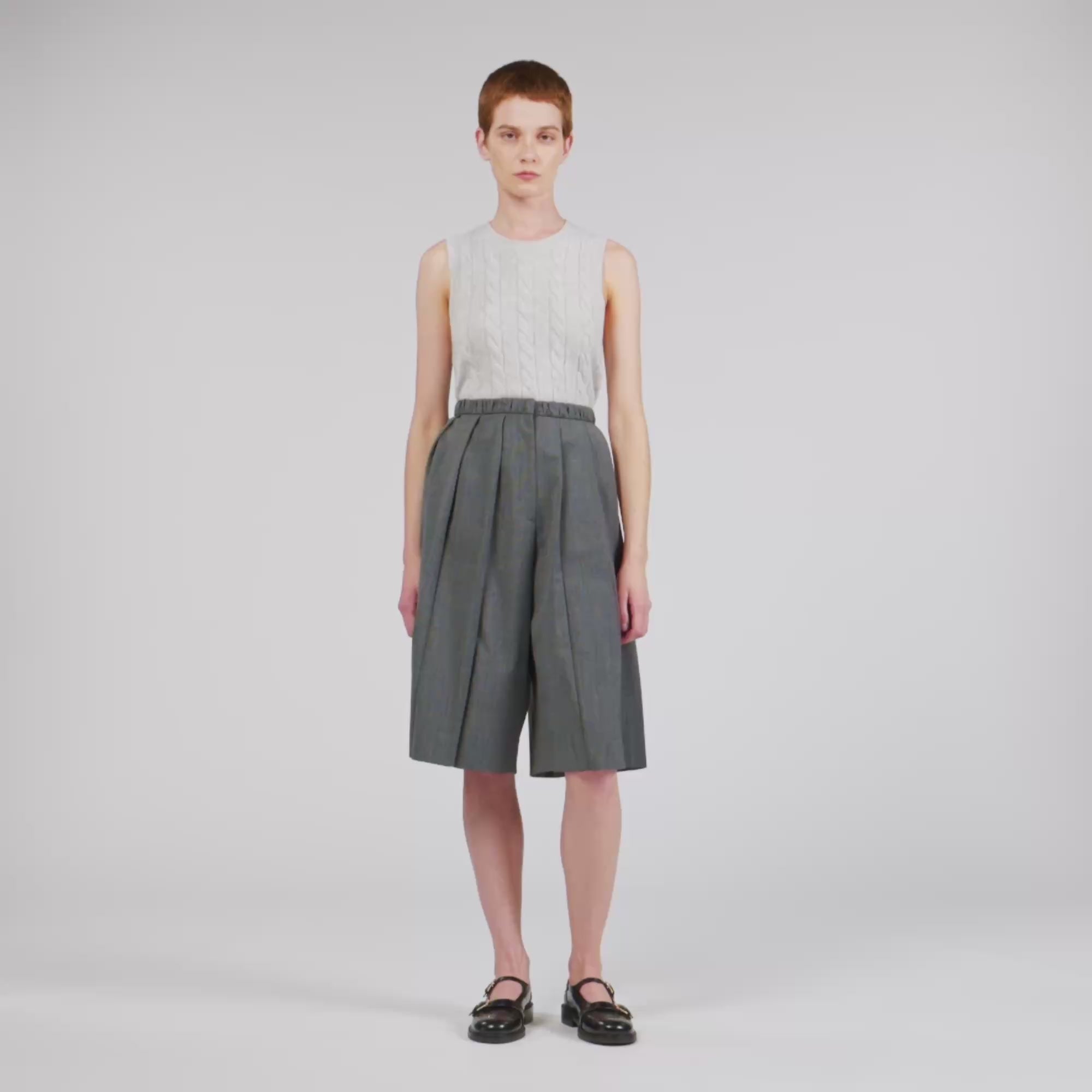 Pacey Pleated Long Shorts Grey